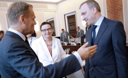 Premier Donald Tusk za zamieszanie w sprawie ACTA najbardziej obwinia ministrów Bogdana Zdrojewskieg
