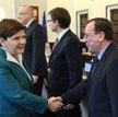 Sondaż IBRiS dla "Rzeczpospolitej": Polacy widzą zagrożenie dla demokracji w kraju