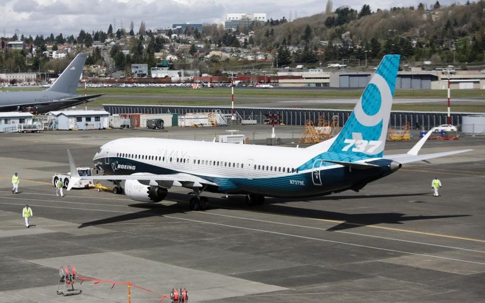 Pierwszy lot nowego B737