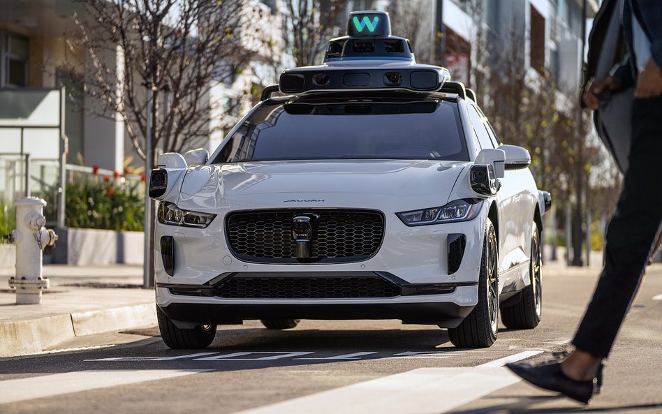 Autonomiczny Jaguar iPce firmy Waymo