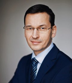 Mateusz Morawiecki premier Szef rządu wezwał przewodniczącego KNF Marka Chrzanowskiego do złożenia n
