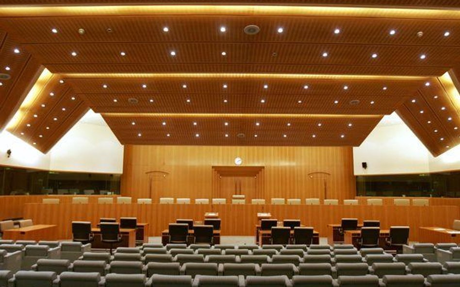 Trybunał europejski przeciw podwójnym procesom