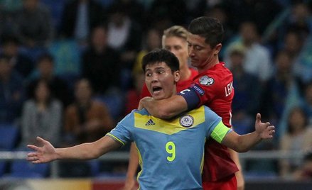 W Astanie zabrakło chłodnych głów. Robert Lewandowski był jednym z tych, którzy dali się sprowokować