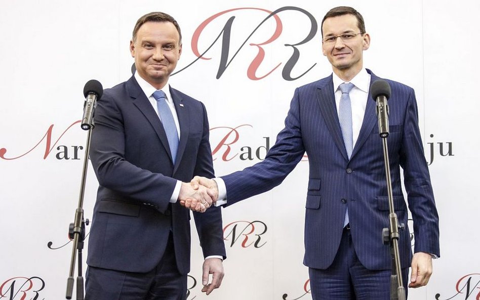 Duda z większym wpływem na kluczowe decyzje niż Morawiecki