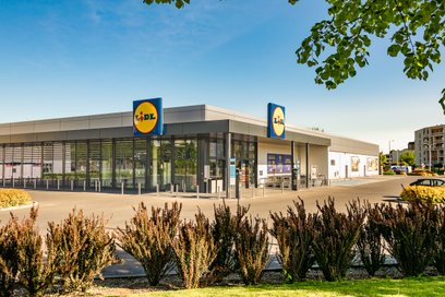 Jeden z niemal tysiąca sklepów Lidl jakie możemy spotkać na terenie całego kraju