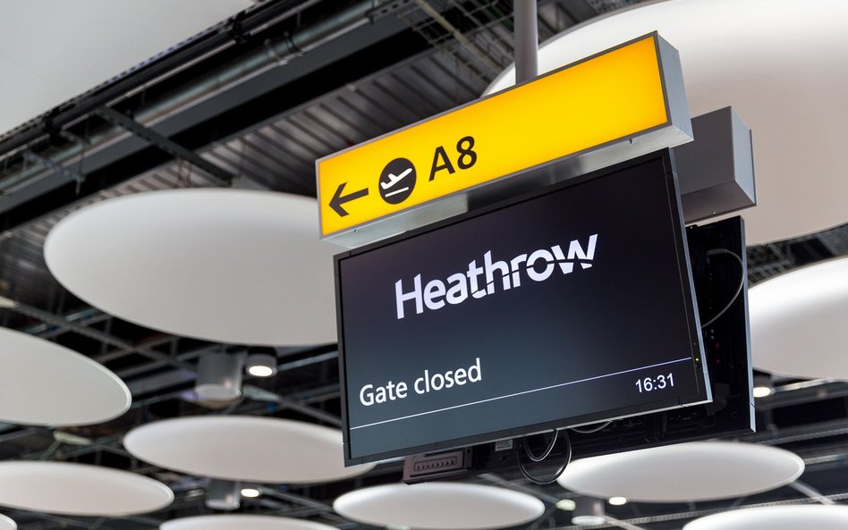 Podrożeją loty na Heathrow. Powodem pandemia