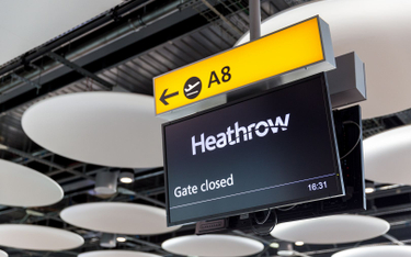 Podrożeją loty na Heathrow. Powodem pandemia