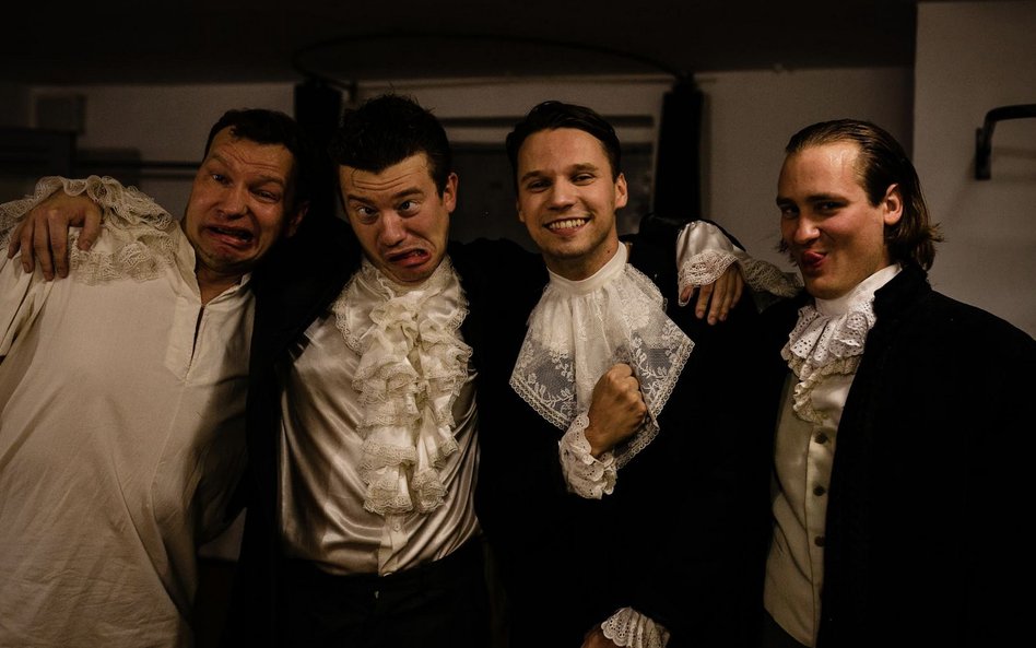 Tomasz Jachimek (Kucharz Filip) oraz Krzysztof Szczepaniak, Łukasz Stawowczyk i Szczepan Kajfasz (Go