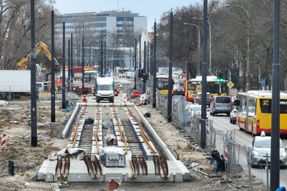 Wraz z nadejściem cieplejszych dni wykonawca rozpoczyna intensywne działania na powierzchni.
