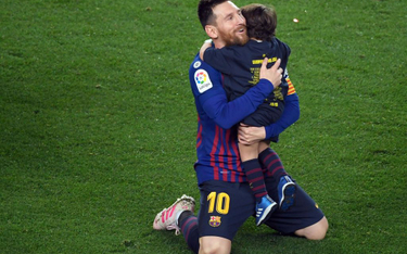 Szkocki tabloid: Messi zarobi w pięć lat 700 mln euro?