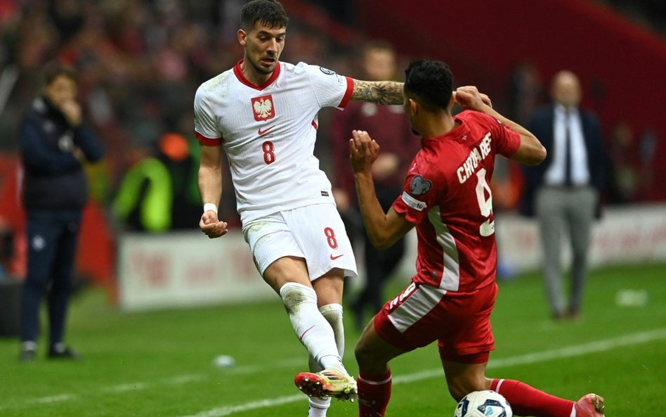 Jakub Moder podczas meczu eliminacyjnego piłkarskich mistrzostw świata Polska - Malta