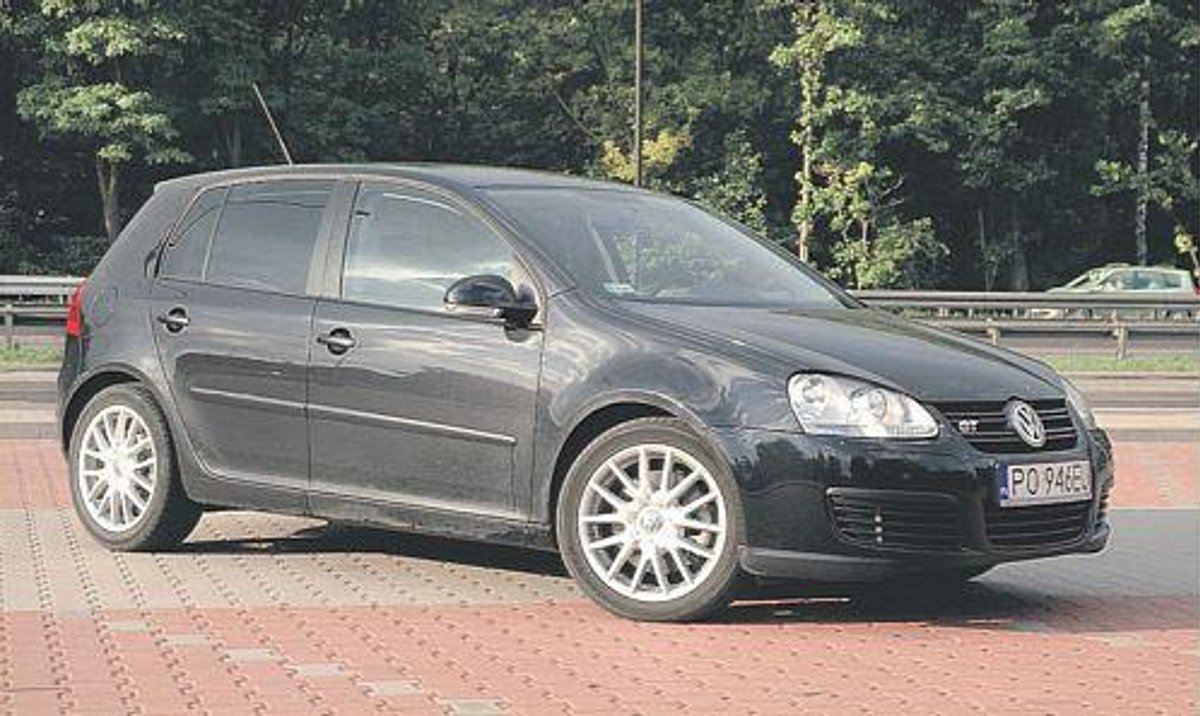 Auta z zagranicy zalewają rynek rp.pl