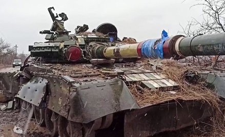 Zniszczony ukraiński czołg pod Mariupolem