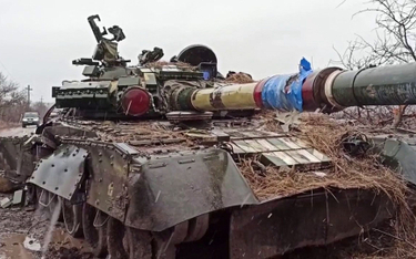 Zniszczony ukraiński czołg pod Mariupolem