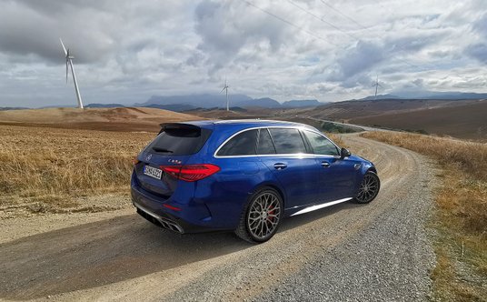 Mercedes-AMG C 63S E-Performance