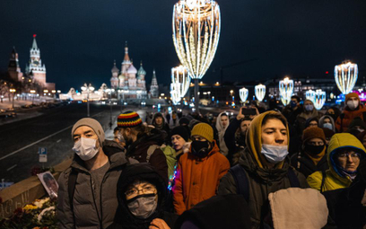 Rosjanie uczcili pamięc o Niemcowie