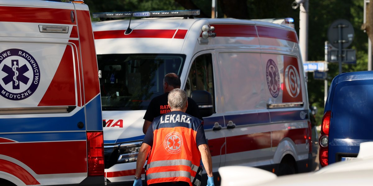 Rząd proponuje limit 240 zł/h dla lekarzy. Dyrektorzy szpitali alarmują