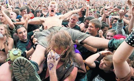 ?Czadu dawało się na koncertach rockowych już w latach 80. Na zdjęciu tegoroczny Przystanek Woodstoc
