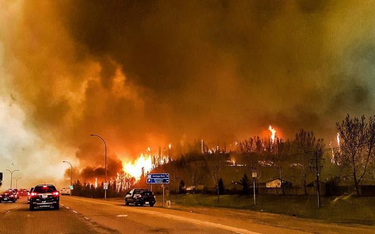 Katastrofalny pożar w prowincji Alberta w Kanadzie. Ewakuowano 100 tys. osób