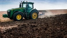 Przemysł post-PRL umiera. Spada produkcja wódki, węgla i traktorów
