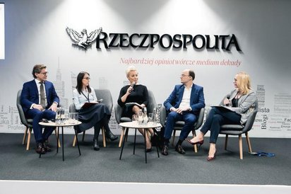 Od lewej: Maciej Drozd, wiceprezes spółki Echo Investment, Barbara Bugaj, starszy analityk ds. rynku
