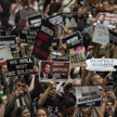Protest w Waszyngtonie. Wśród zatrzymanych Emily Ratajkowski