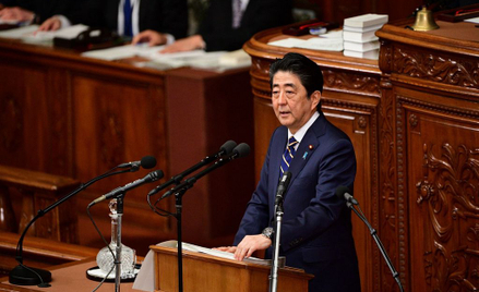 Rosyjski dziennik: Japonia chce pokoju z Rosją. I się zbroi