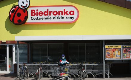 Świąteczne nagrody dla pracowników Biedronki