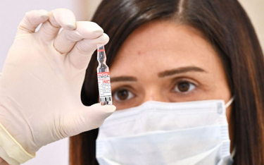 Koronawirus. Czy szczepienia na COVID-19 trzeba będzie powtarzać? Rosyjski minister odpowiada