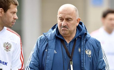 Trener reprezentacji Rosji Stanisław Czerczesow i napastnik Fiodor Smołow