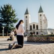 Medjugorie przyciąga miliony pielgrzymów. Jest położona w Bośni i Hercegowinie