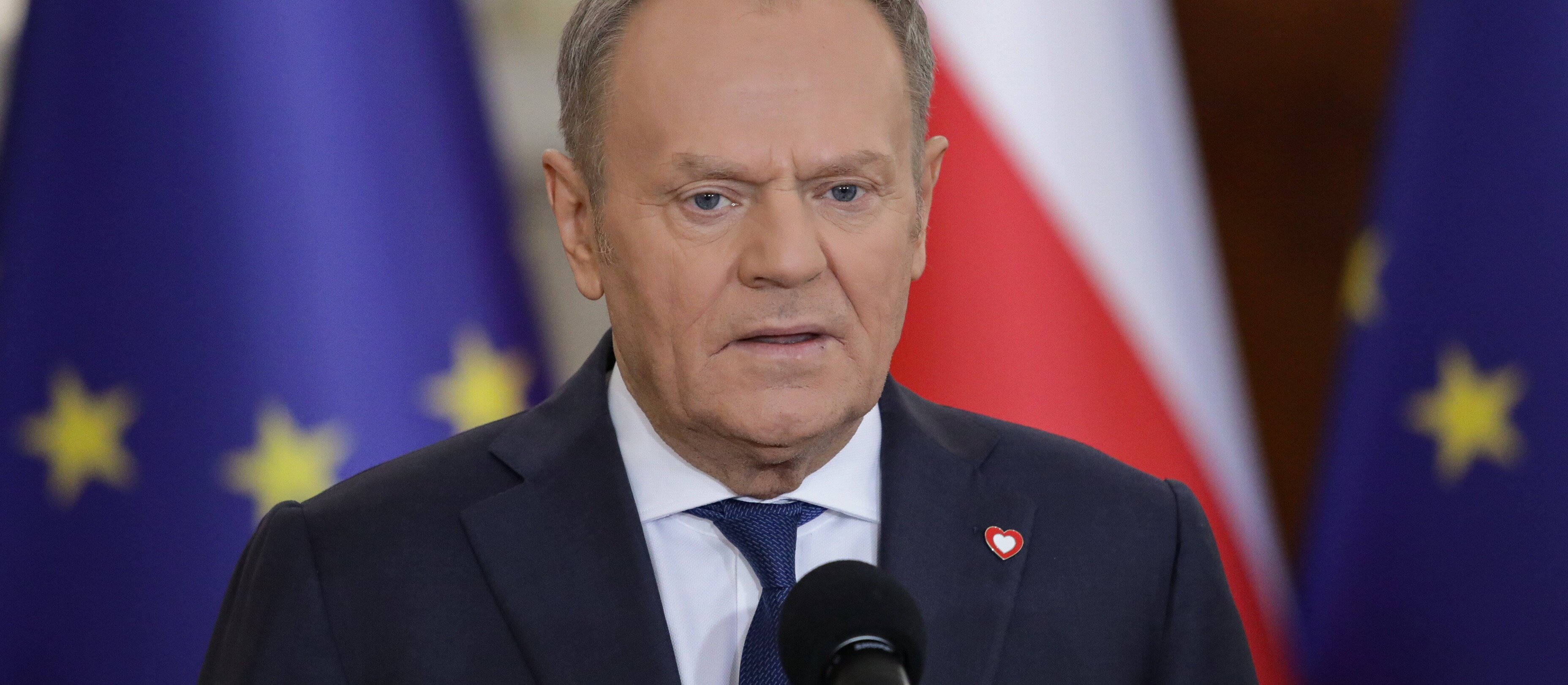 Tusk: Mimo ataków cybernetycznych na energetykę Polsce nie groził blackout