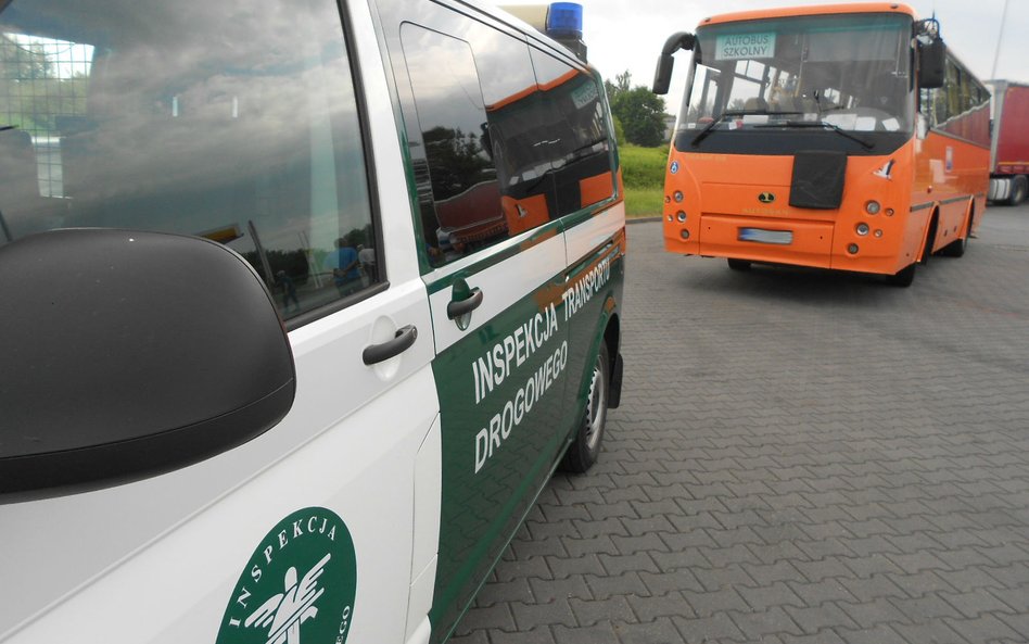 Bezpieczny autokar – wakacje 2019