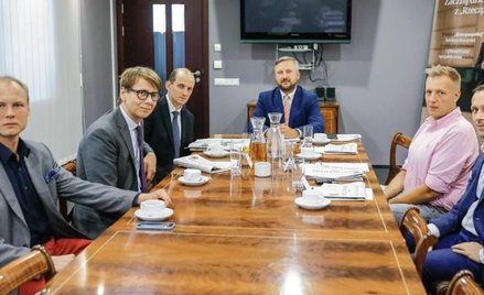 W debacie udział wzięli (od lewej): Maciej Sadowski, prezes Startup Hub Poland, Michał Cieciórski, W