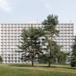 Hotel wybudowano w latach 60. ubiegłego wieku.