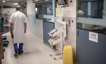 Paryż: Duży skok zawałów serca poza szpitalami