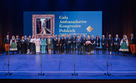Podczas gali 16 kwietnia 2025 roku w sali widowiskowej siedziby Państwowego Zespołu Ludowego Pieśni 