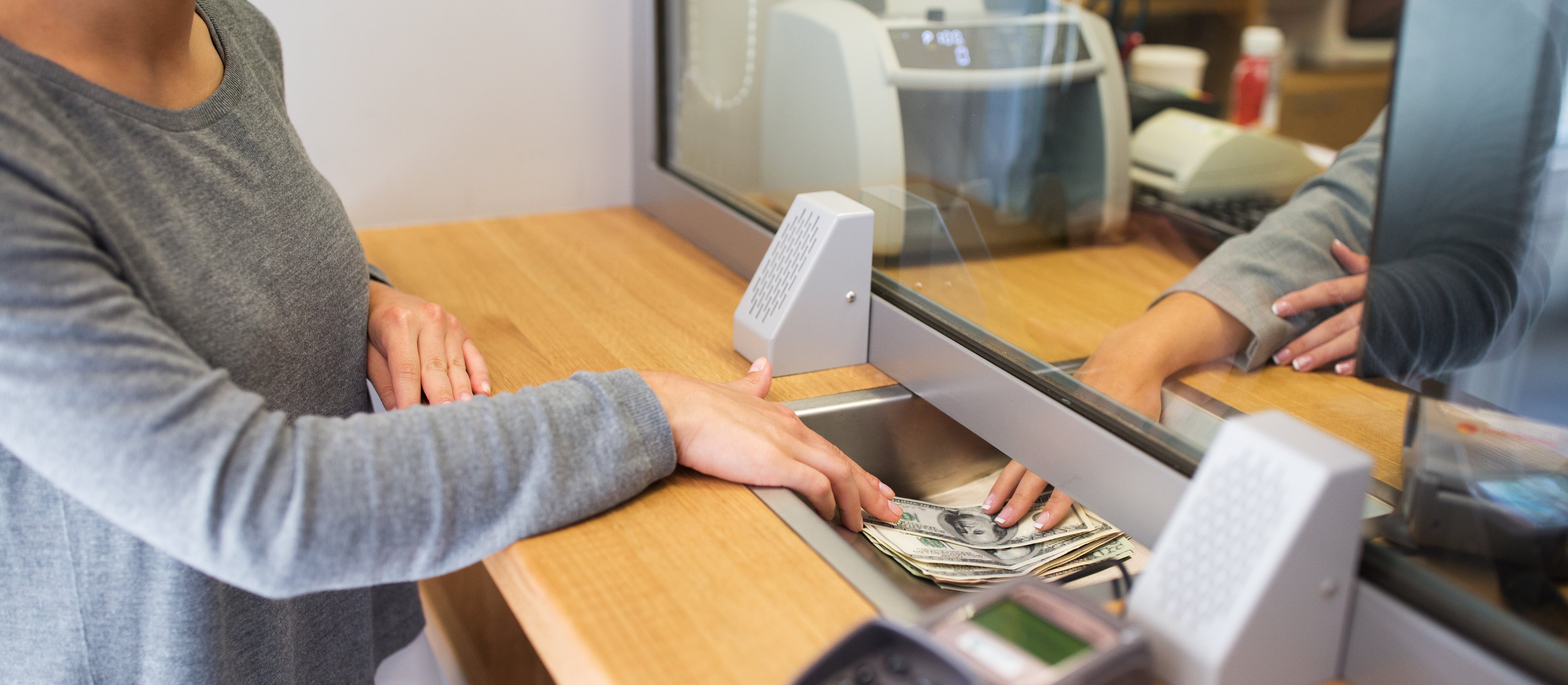 Państwo w państwie. Prokuratura, policja i oszukani klienci banku