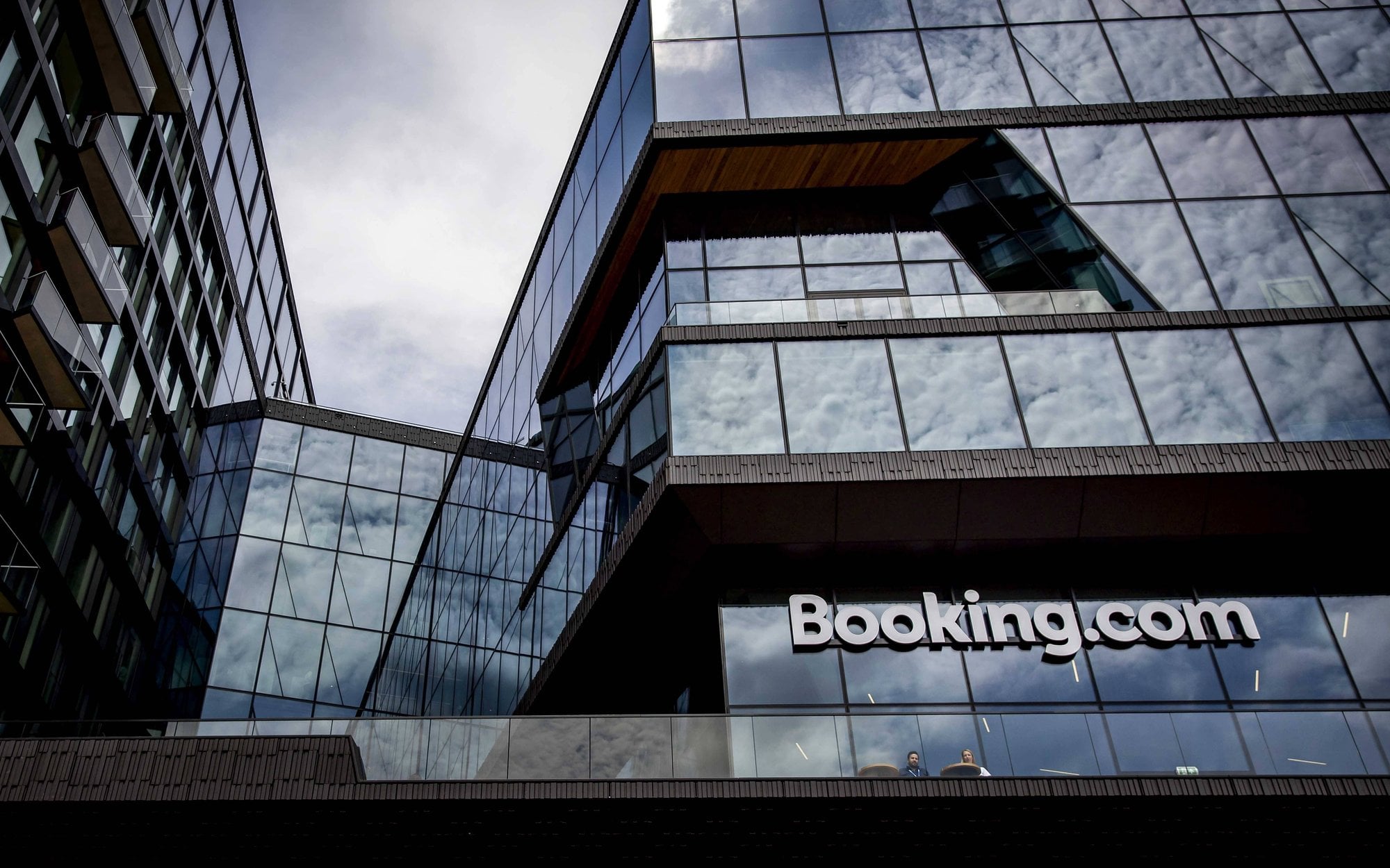 Gwiazdki na Booking.com mogą wprowadzać w błąd. „Łamanie zasad uczciwej reklamy”