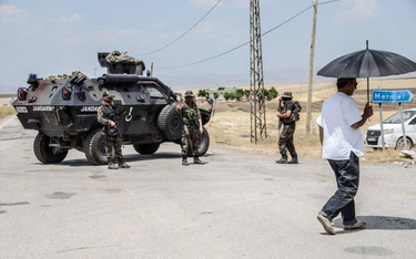 Turecka armia blokuje dojazd do miasta Diyarbakir. Południowo-wschodnia część Turcji jest odcięta od