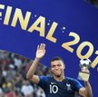 Kylian Mbappe pieniądze zarobione na mundialu odda potrzebującym