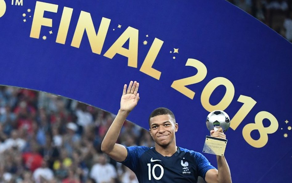 Kylian Mbappe pieniądze zarobione na mundialu odda potrzebującym
