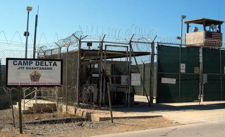 Pentagon buduje drugą salę rozpraw w Guantanamo