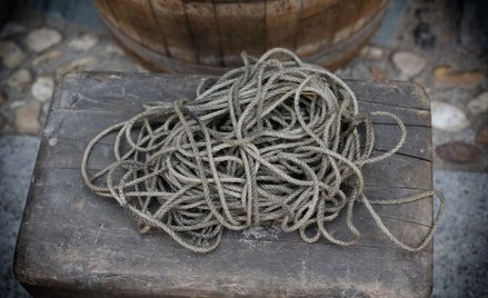 Iran: 80 batów za picie alkoholu