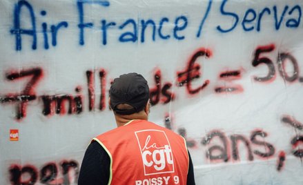 Piloci z KLM chcą rozmawiać o zamrożeniu płac