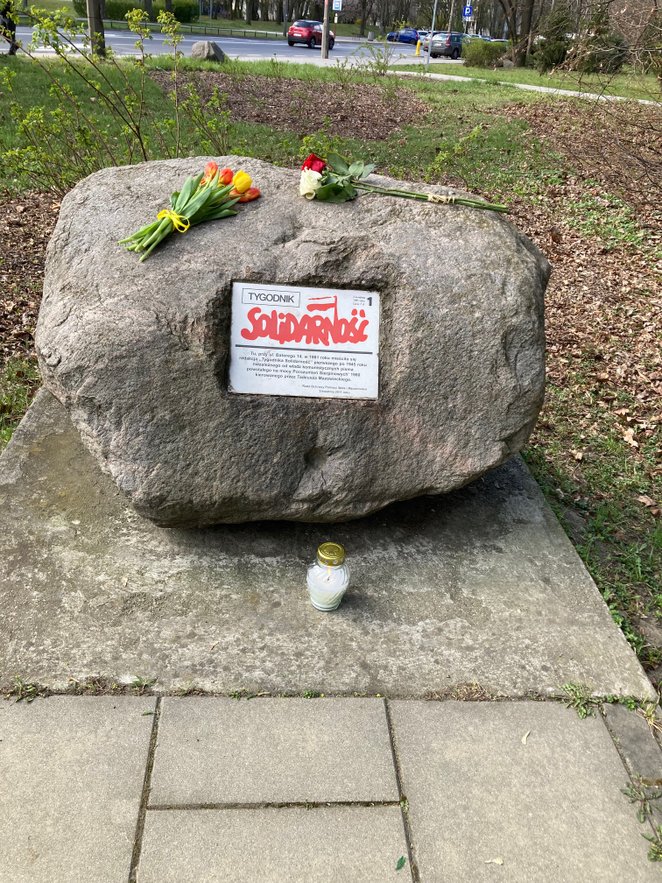 Przy ulicy Batorego 14 mieścił się baraczek, który zajmowała redakcja Tygodnika „Solidarność” przed 