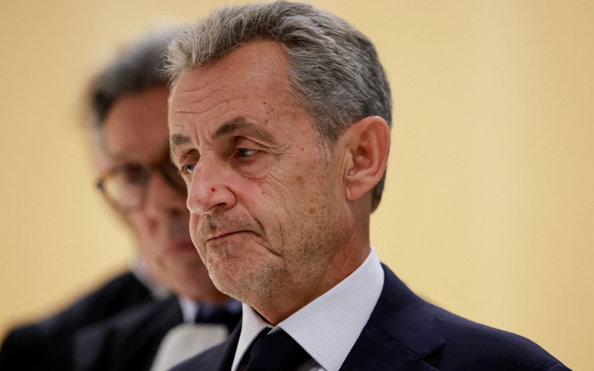 Surowy wyrok wobec byłego prezydenta Francji. Pójdzie do więzienia. Za co?