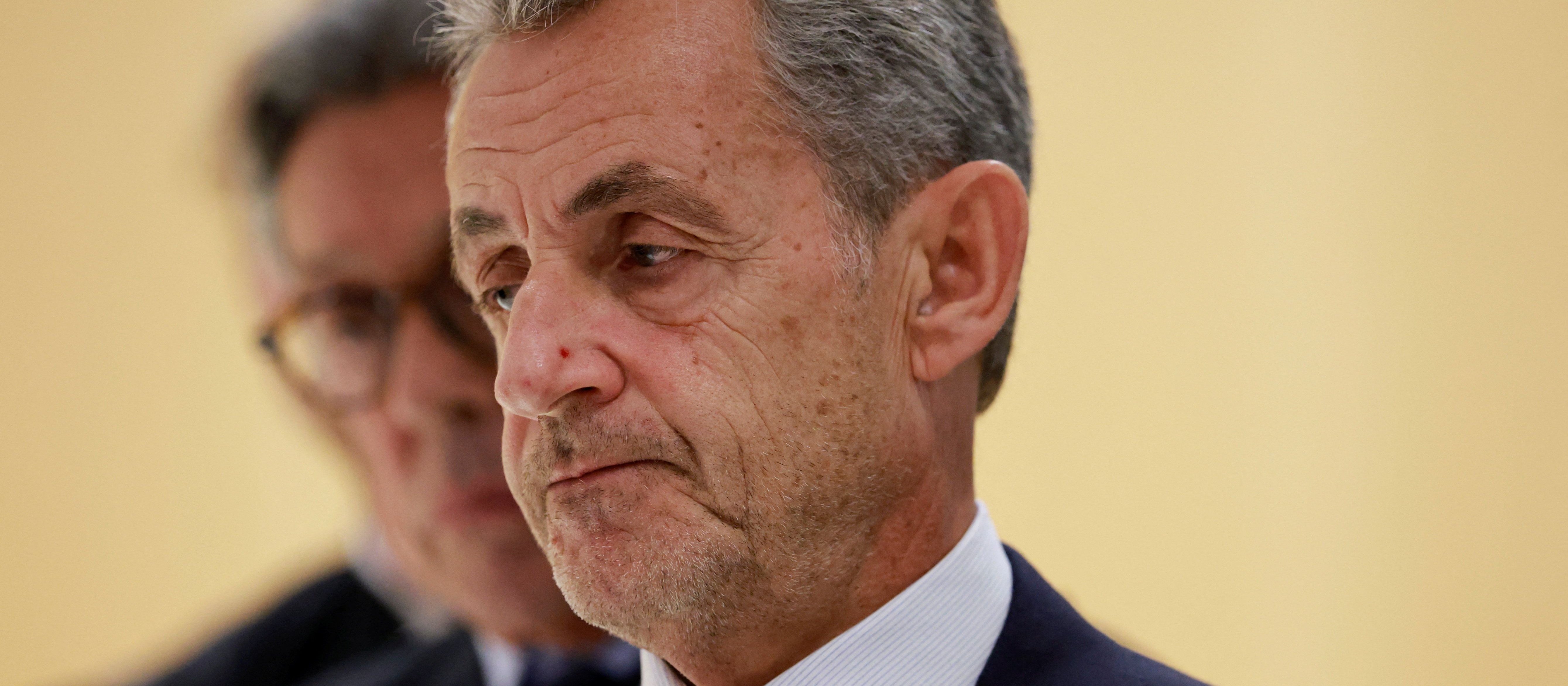 Francja: Były prezydent skazany. Trafi do więzienia