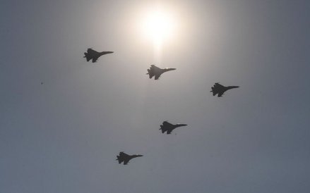 Pokaz sił powietrznych z okazji obchodów 70. rocznicy utworzenia komunistycznej Chińskiej Republiki 