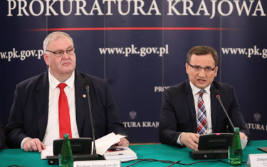 Minister sprawiedliwości prokurator generalny Zbigniew Ziobro (z prawej) i prokurator krajowy Bogdan